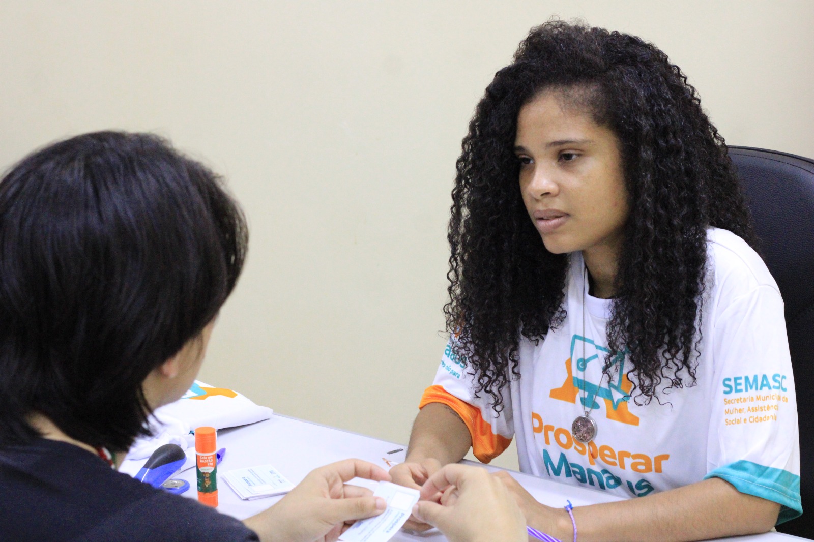 Manaus lança curso preparatório para concursos voltado a pessoas em situação de rua