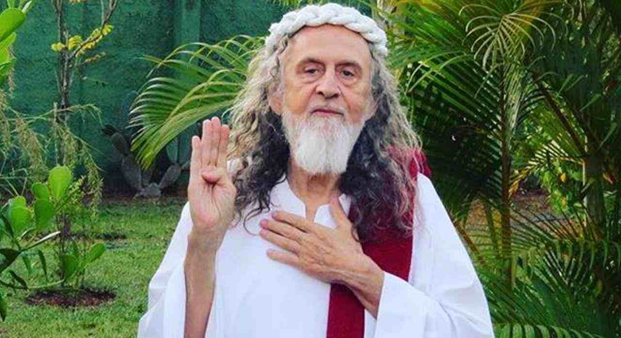 Inri Cristo: Homem que diz ser reencarnação de Jesus usa lei federal e muda nome