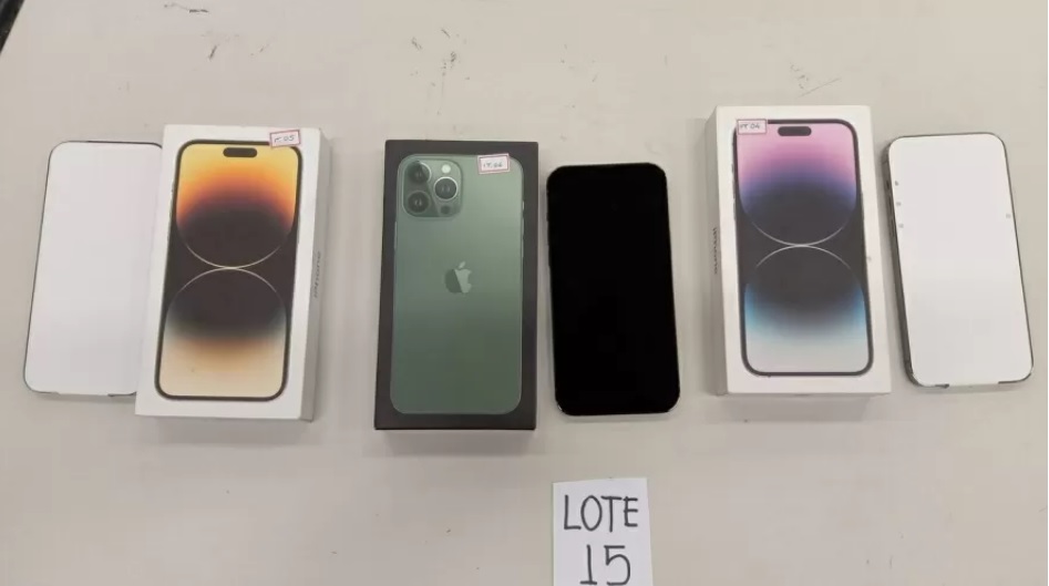 Leilão da Receita tem iPhones, eletrônicos e até carros; saiba como participar