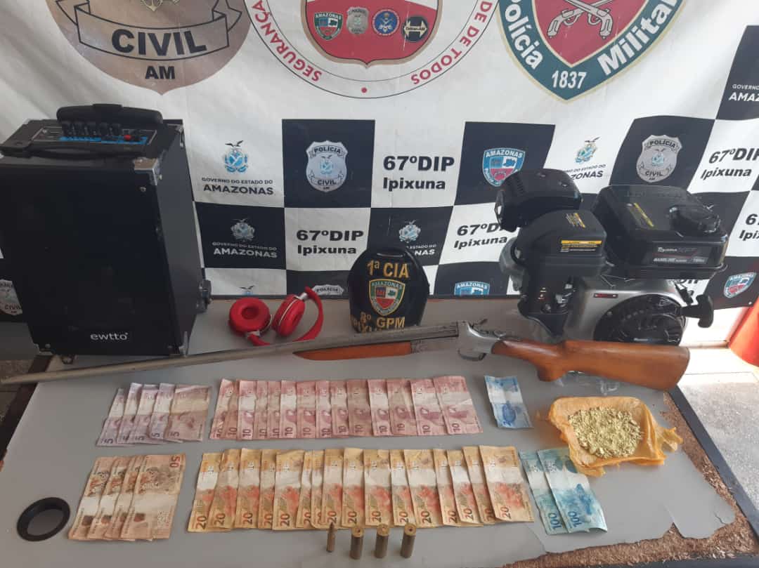 Bandido abandona mulher com drogas e dinheiro ao avistar polícia no Amazonas