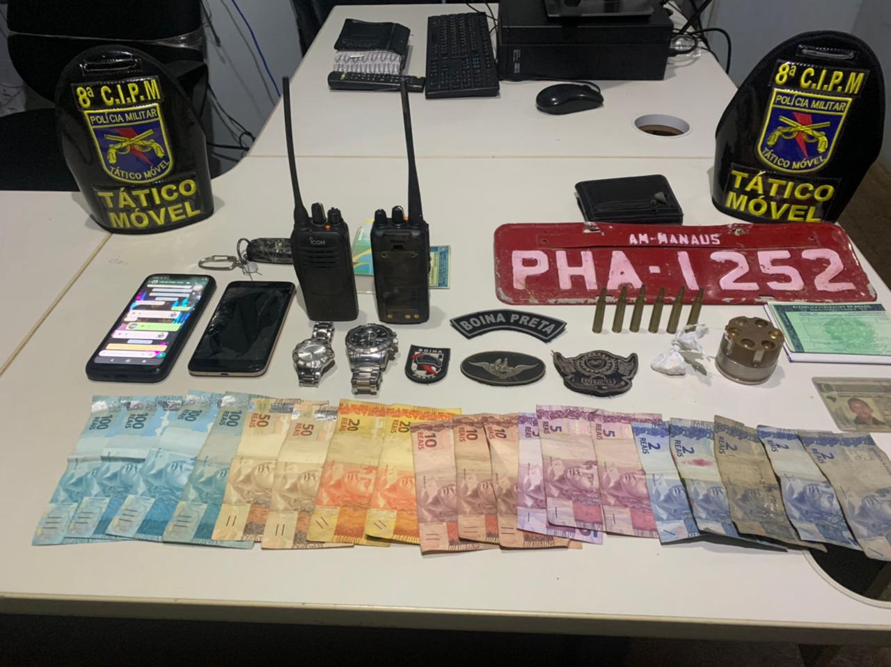 Homem é preso ao transportar drogas e munições de fuzil para facção criminosa no Amazonas