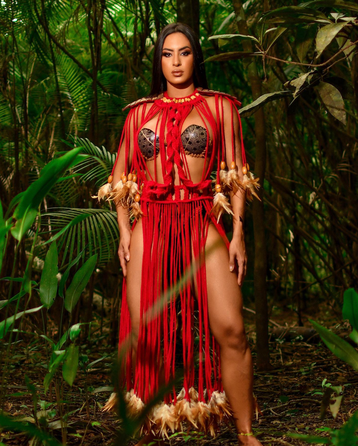 Arena Planeta Boi homenageia cunhãs de Caprichoso e Garantido em Manaus