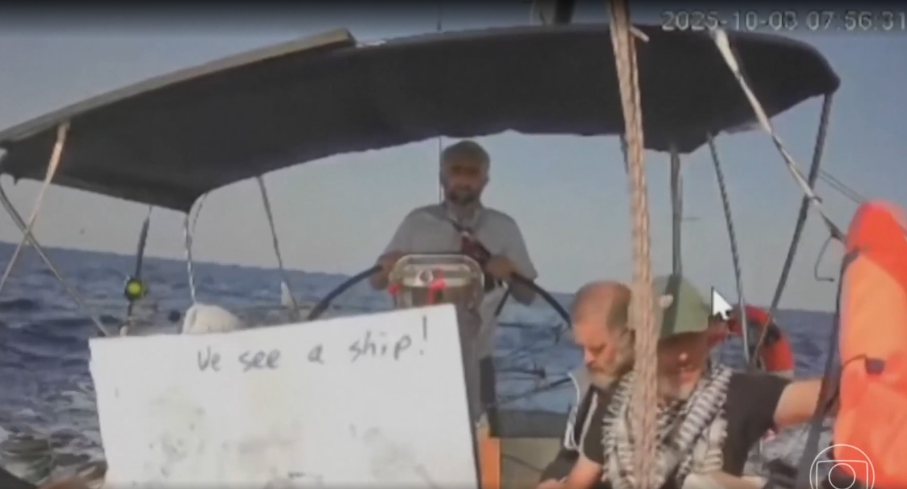 Ativistas denunciam maus-tratos a Greta Thunberg após detenção em Israel; governo nega