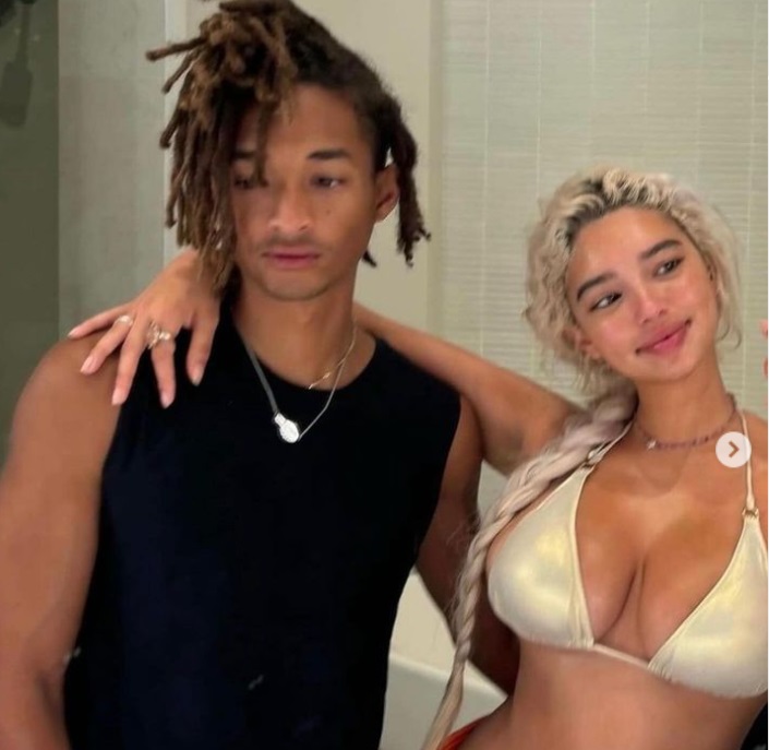 Namorada de Jaden Smith desabafa após cantor ser flagrado beijando influencer