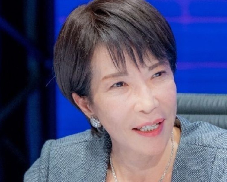 Sanae Takaichi se torna a primeira mulher a liderar o Japão 