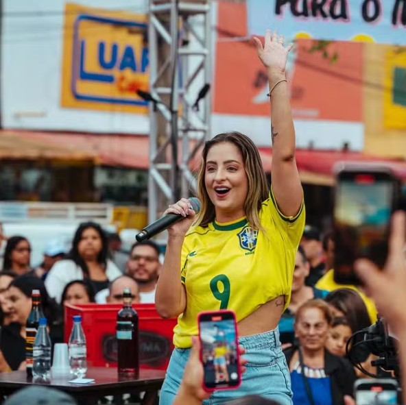 Jú Marques grava DVD em Manaus com participações de Calcinha Preta e Klessinha