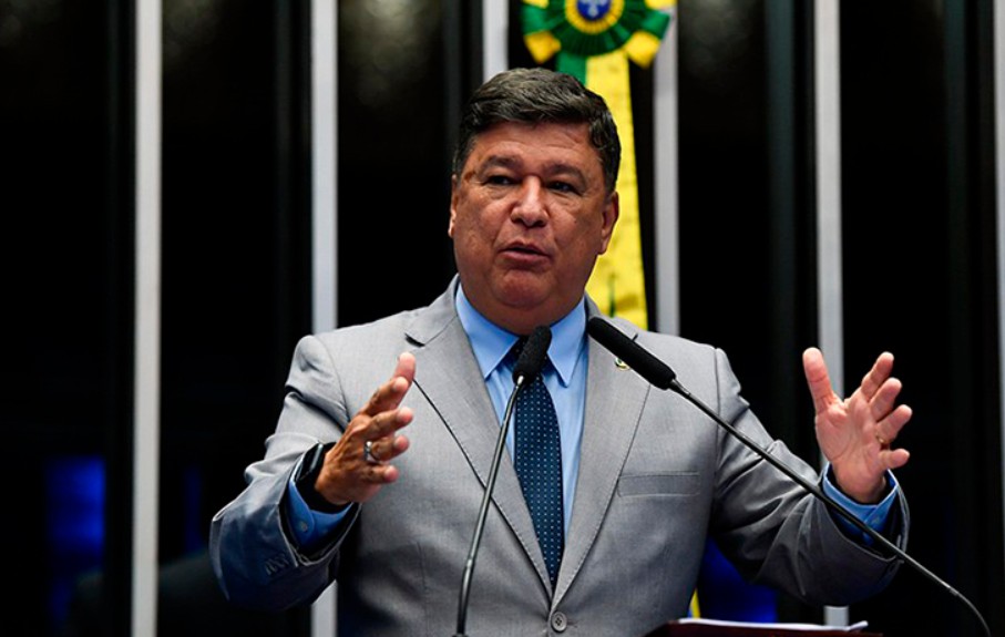 CPMI do INSS proíbe jornalistas de fotografar documentos e informações de parlamentares