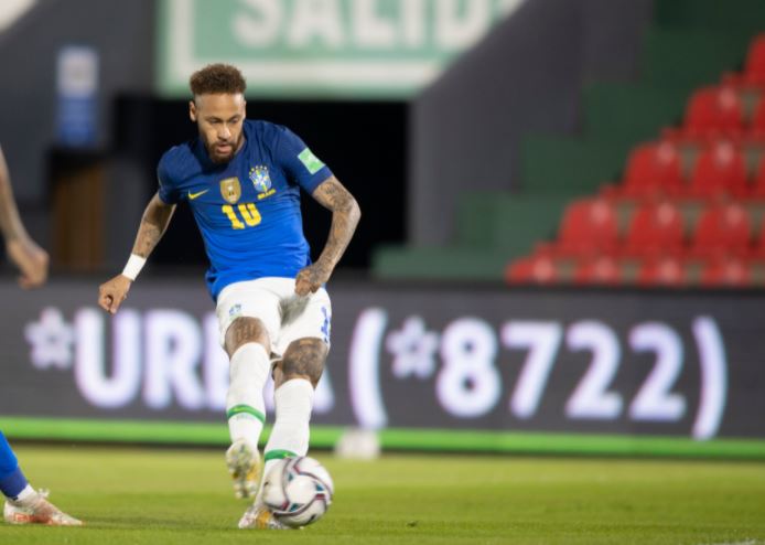 Brasil vence Paraguai por 2 a 0 nas Eliminatórias da Copa do Mundo