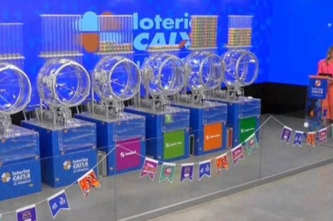 Confira resultados da Lotofácil, Dupla Sena, Dia de Sorte e Timemania desta quinta