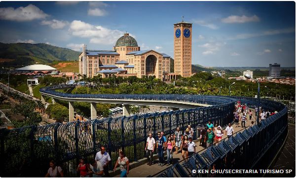 Homem morre atropelado enquanto se dirigia ao Santuário de Aparecida