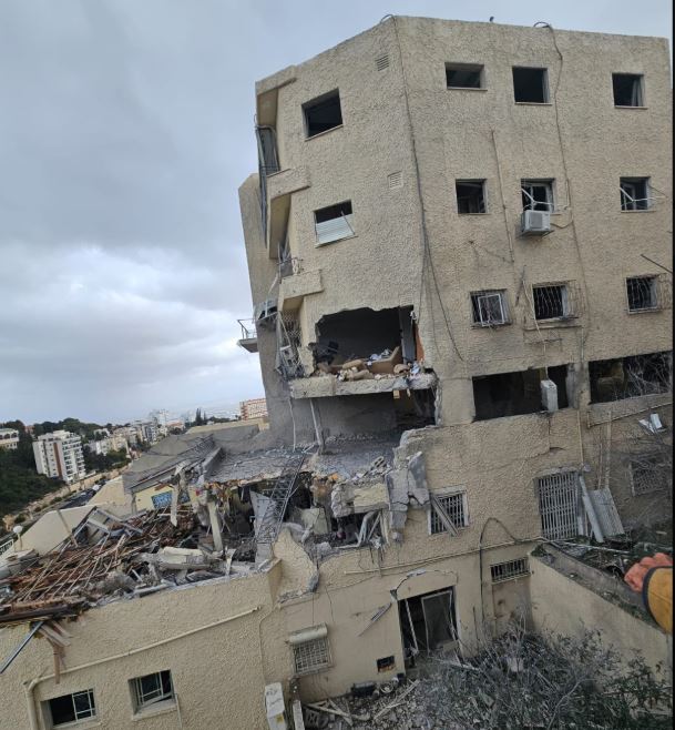 Israel ordena que palestinos abandonem Gaza