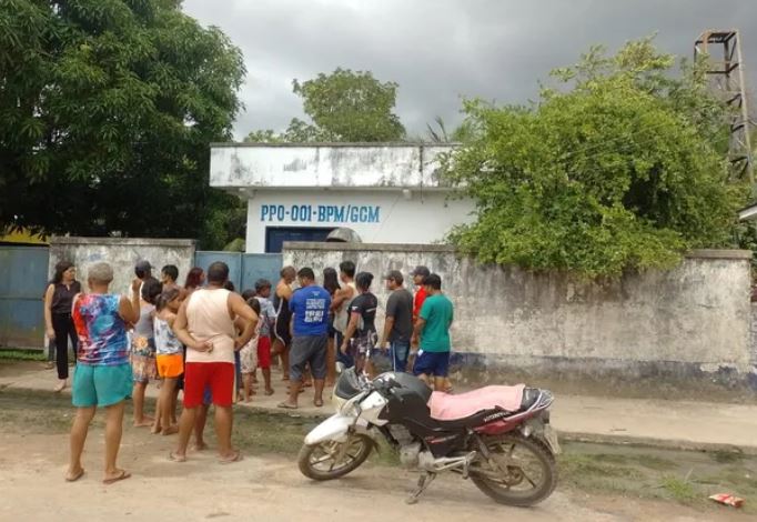 Com faca cravada nas partes íntimas, mulher é achada degolada em antigo posto policial no Amazonas