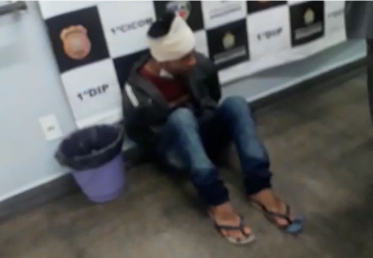 Dupla é presa por invadir casa e manter mulheres e criança reféns em Manaus