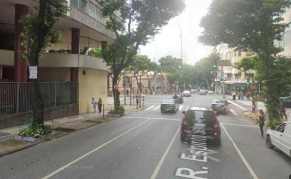 Idosa com mal súbito atropela esposa de ex-deputado; ambas morrem