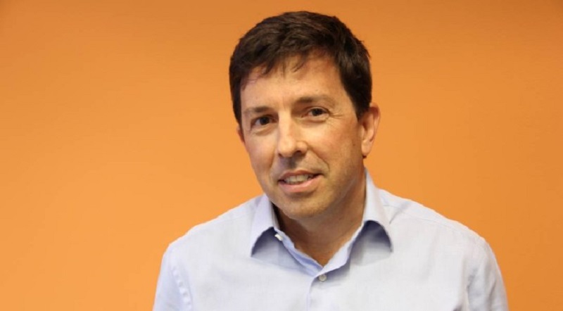 Após declarar apoio a Lula, partido Novo suspende João Amoêdo