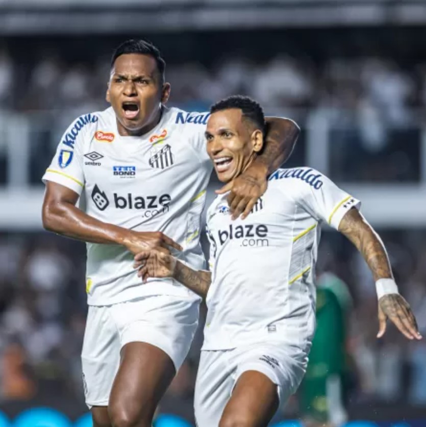 Veja como foram os jogos de ida das decisões estaduais no feriado