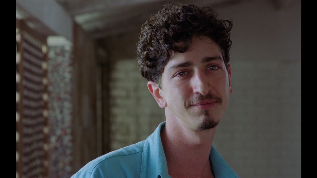 Johnny Massaro fala sobre sexualidade ao viver personagem gay: ‘seria desonesto esconder’