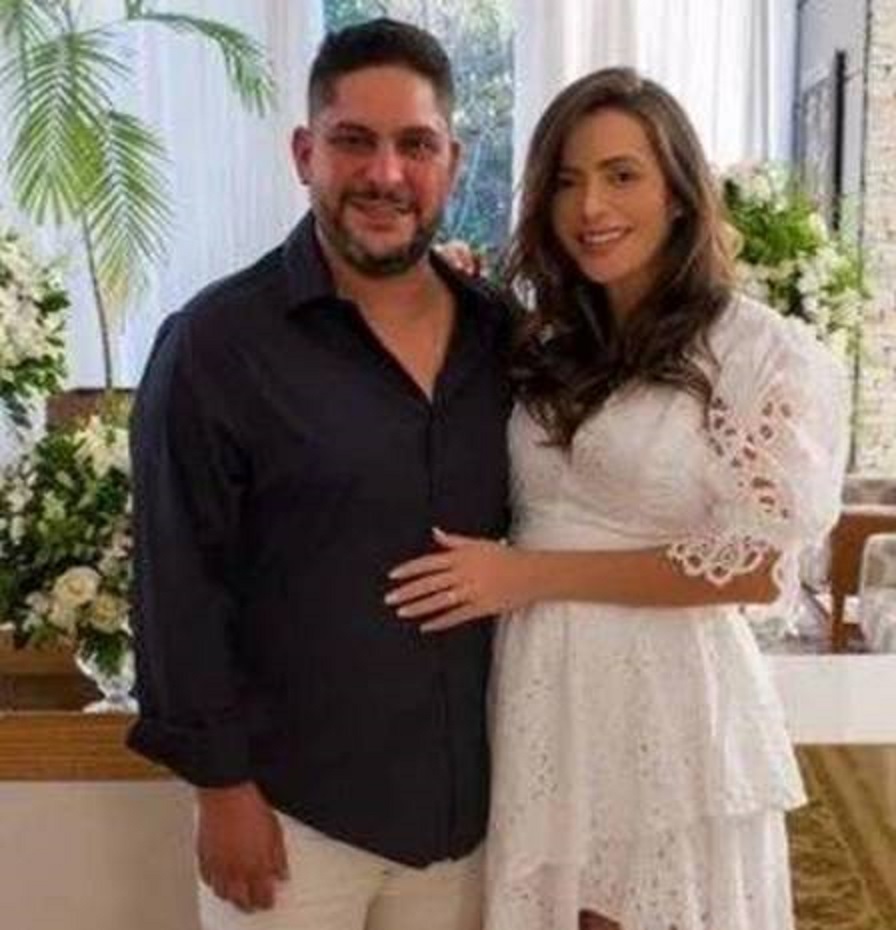 Sertanejo Jorge se casa com amiga de infância da ex-mulher