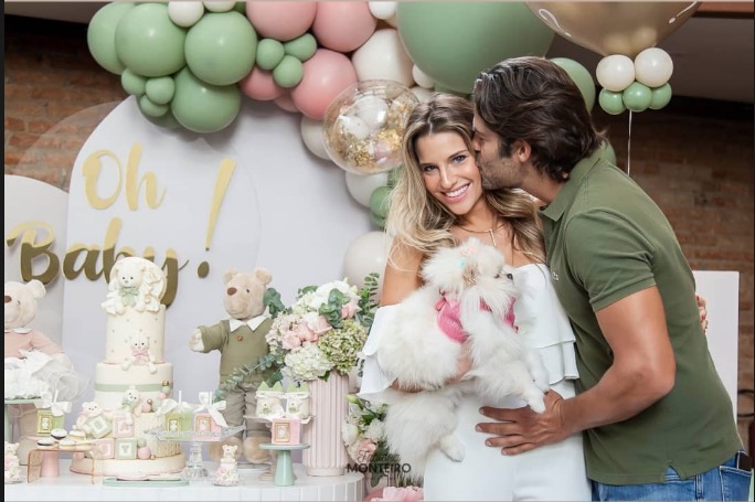 Viúvo de Carol Bittencourt engata novo relacionamento e vai ser pai 