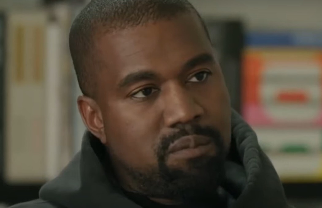 Kanye West é acusado de drogar e abusar sexualmente de ex-assistente 