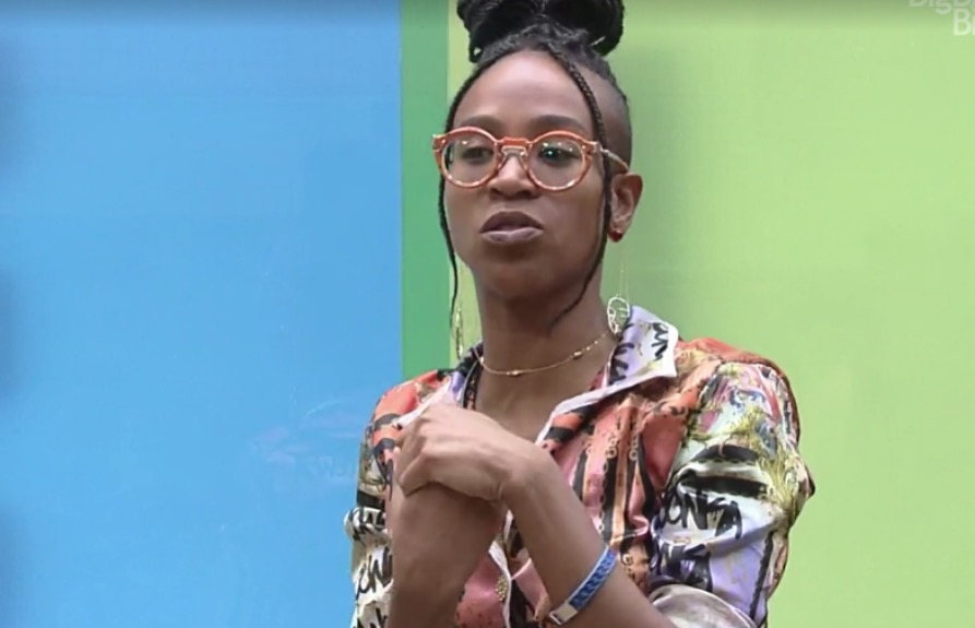 BBB21: Karol Conká insinua que falou com Boninho no confessionário