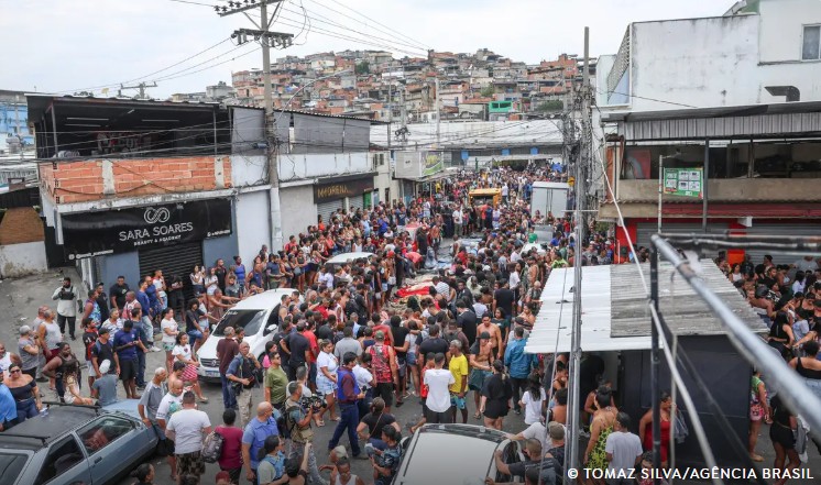 Corpos de amazonenses mortos na megaoperação do Rio chegam ao Amazonas