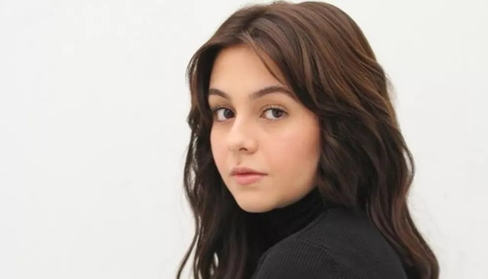 Pai de Klara Castanho reage à carta em que atriz revela estupro e doação de bebê