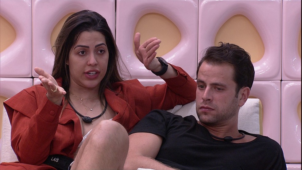 Laís confronta jogo de Lucas: 'Até que ponto vale a pena?'