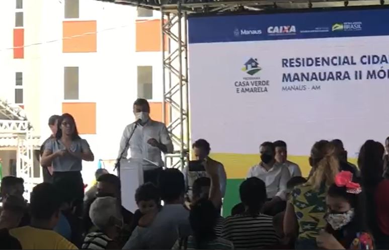 Vídeo: Wilson Lima é vaiado por público e constrangido por Bolsonaro em Manaus