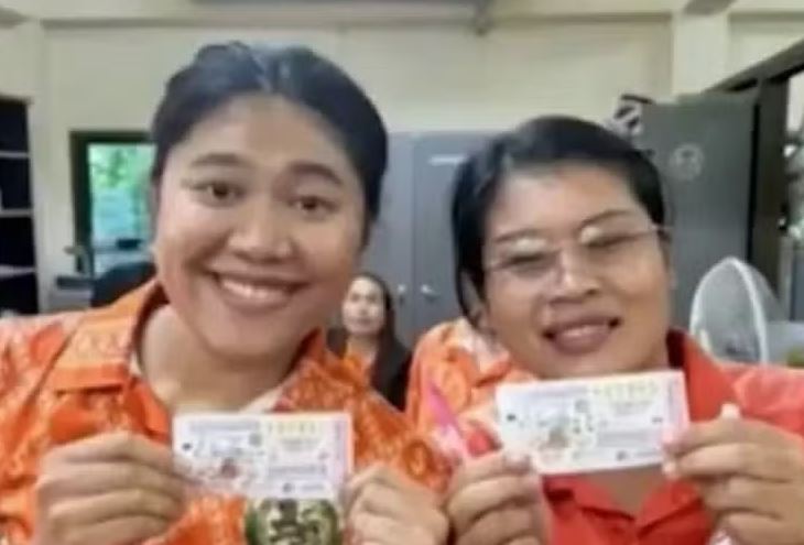 Sonho com homem nu leva dupla a ganhar na loteria