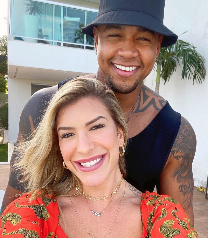 Lorena Improta fala sobre idas e vindas com Leo Santana e revela detalhes
