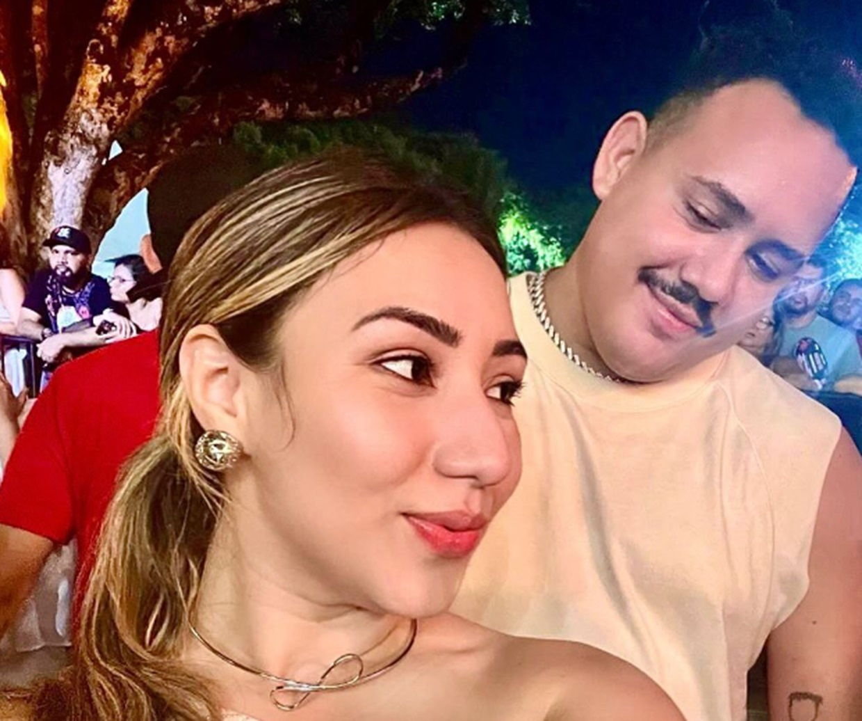 Ex-BBB Lucas Buda conta como conheceu namorada em Manaus: 'me chamou muita atenção'