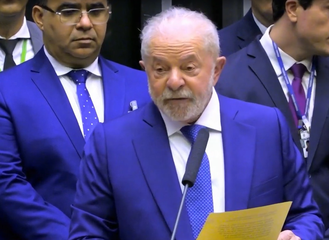 Lula destaca que volta ao poder após encarar o 'fascismo' e diz que não vai adotar postura de revanchismo 