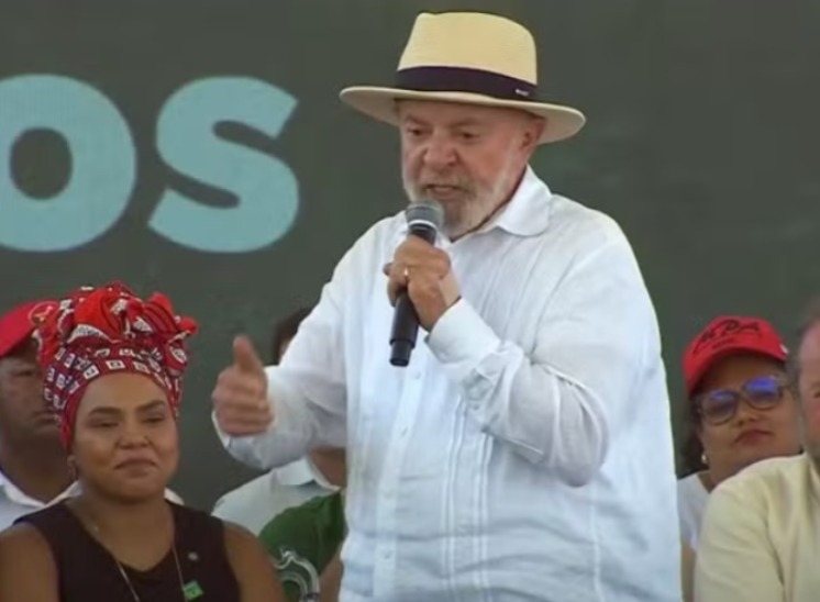 Lula critica taxação de Trump e diz que ‘razão deve voltar a falar mais alto'