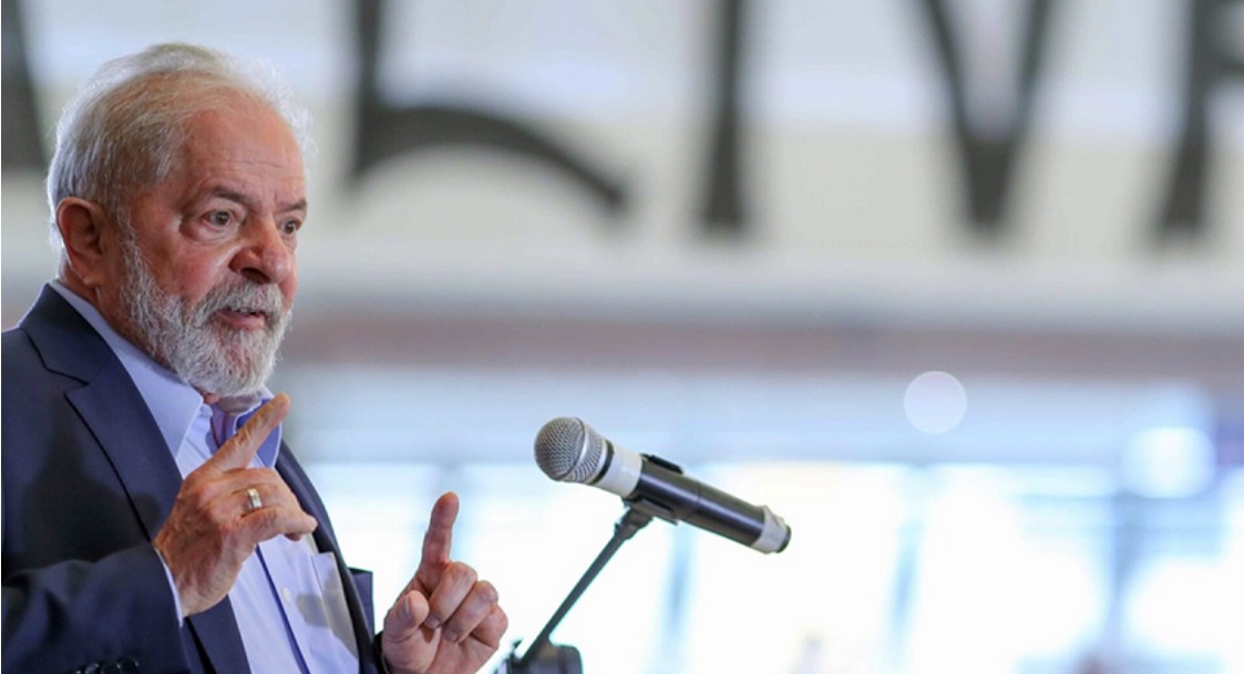Lula assina indulto de Natal e condenados por ataques de 8/1 ficam de fora