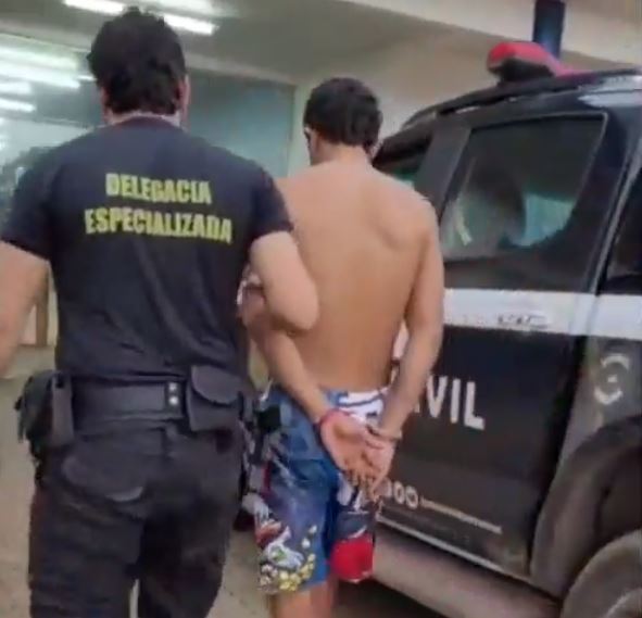 Criança corre para delegacia e denuncia padrasto por espancar a mãe no Amazonas