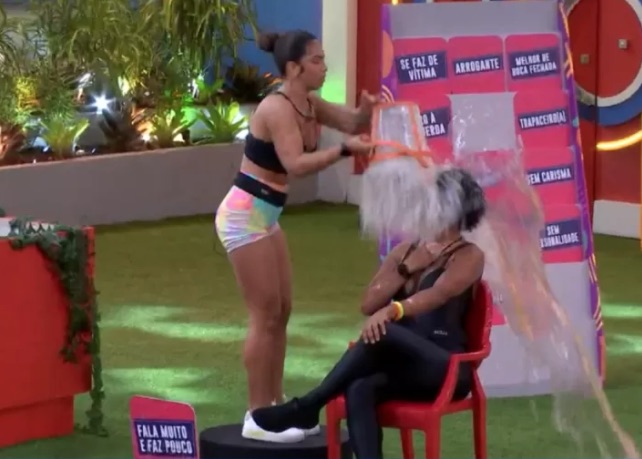 Equipe de Natália presta homenagem à Maria após polêmica de agressão no BBB22