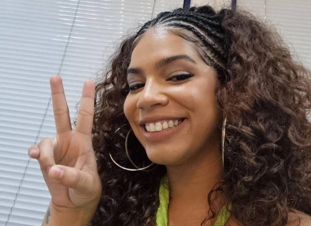 'Erros acontecem, mas não me definem', diz Maria em primeira aparição depois do 'BBB 22'