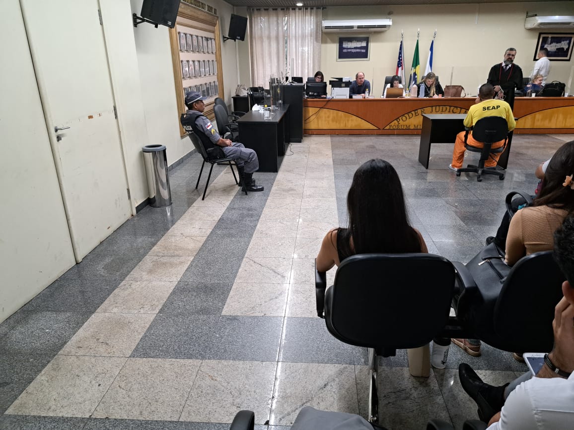 Homem é condenado por matar esposa e enterrar corpo no quintal de casa em Manaus