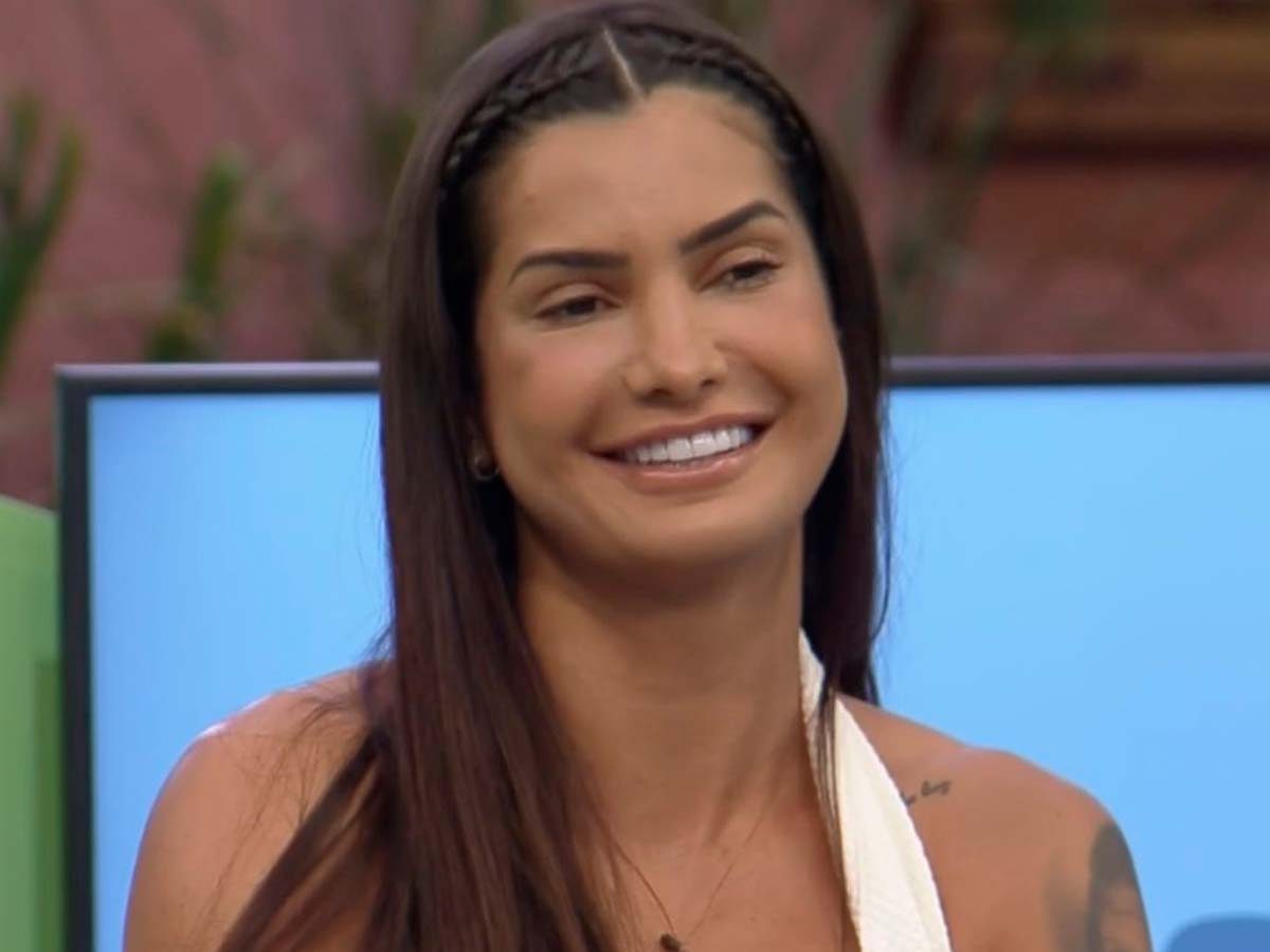 Marina Ferrari é a 1ª finalista de A Fazenda 13; veja vídeo