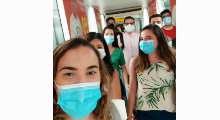 Médicos voluntários chegam a Manaus e relatam situação crítica de hospitais