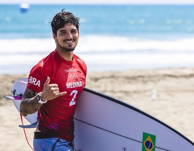 Gabriel Medina não tomou vacina contra Covid e é excluído da última etapa do Mundial de Surfe  