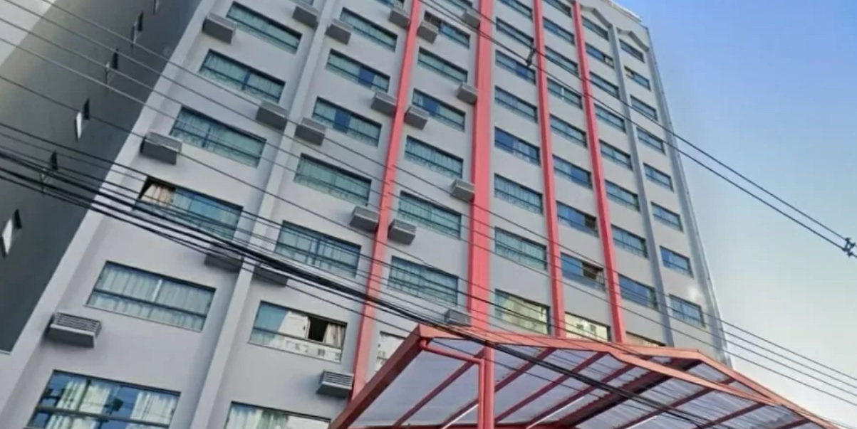 Homem é encontrado morto em hotel ao lado de bilhete premiado da Mega-Sena