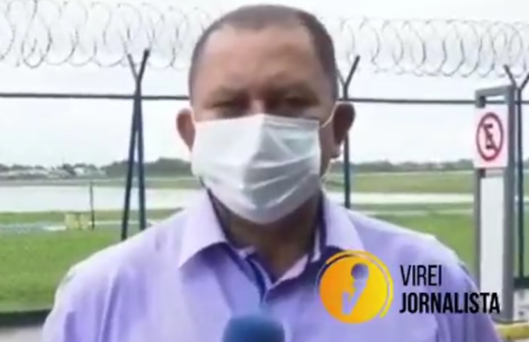 Ao vivo, repórter confunde Michelle Bolsonaro com Michelle Obama; Vídeo