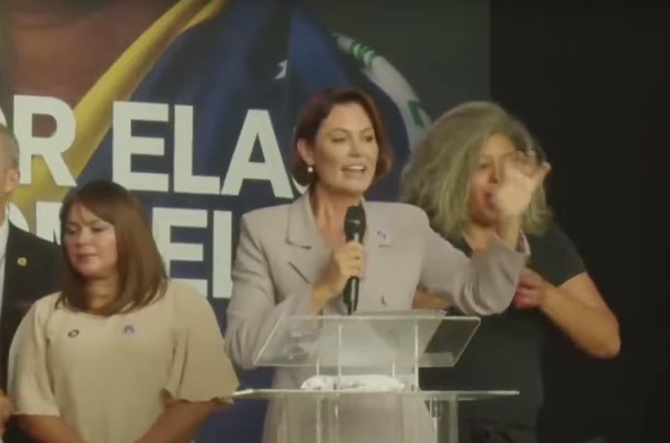 Michelle Bolsonaro defende fim de cota para mulheres na política