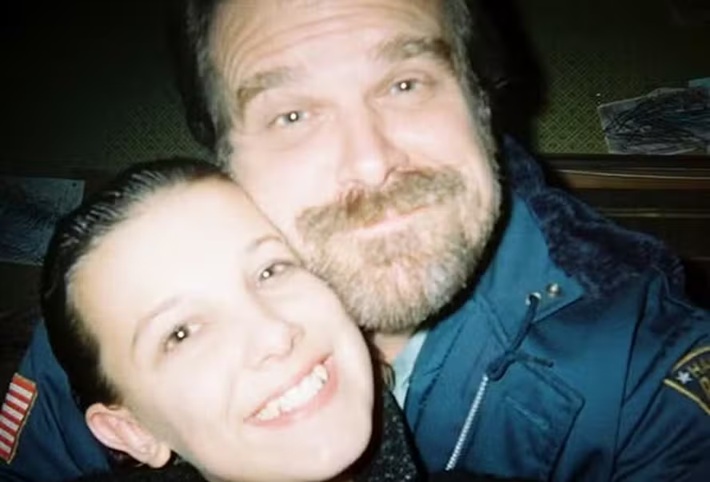 Stranger Things: Criador comenta crise entre Millie Bobby Brown e David Harbour
