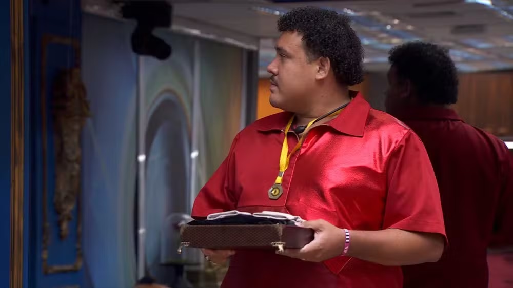 Lucas escolhe Davi, Isabelle e mais 2 brothers para Mira do Líder