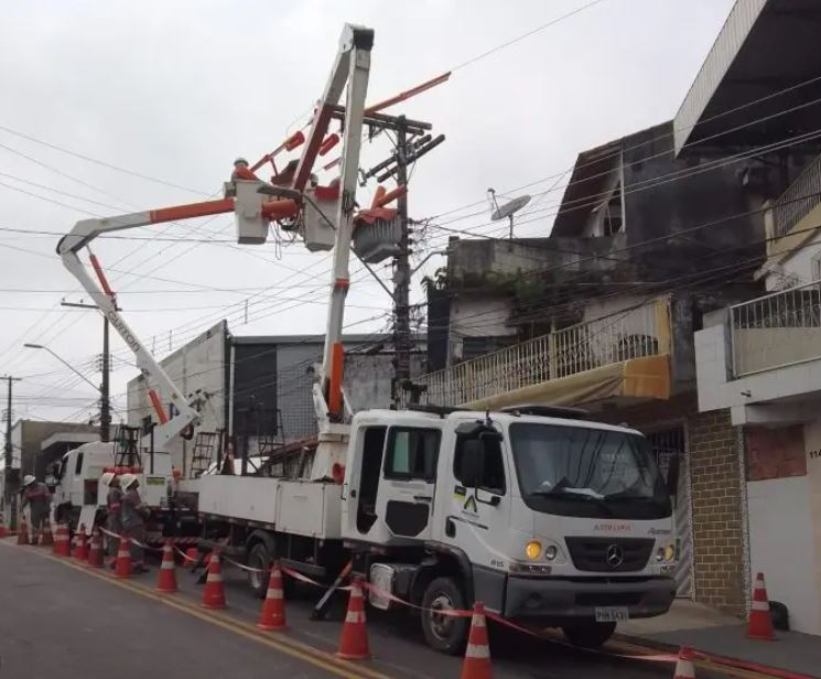 Veja lista de bairros que devem ficar sem energia nesta sexta-feira em Manaus