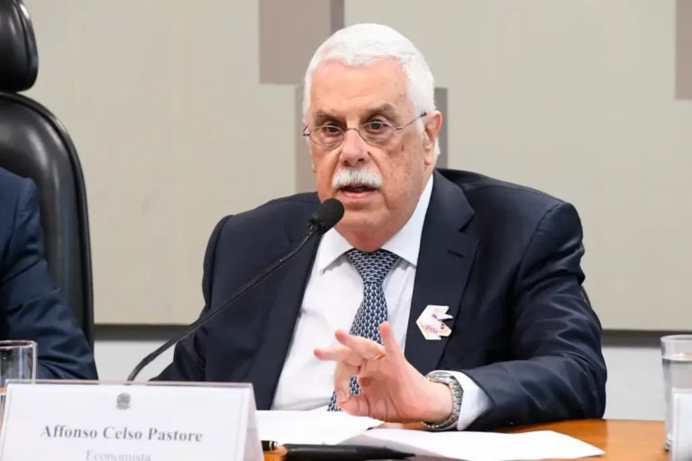 Morre aos 84 anos Affonso Celso Pastor, ex-presidente do Banco Central