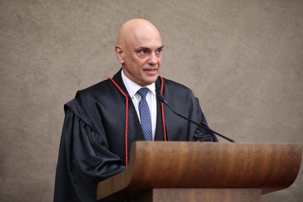 Alexandre de Moraes se posiciona contra reserva de 10% de cargos comissionados no MPAM